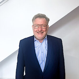 Portrait of Torge Warner, Area Manager Southern Germany at RECKLI.